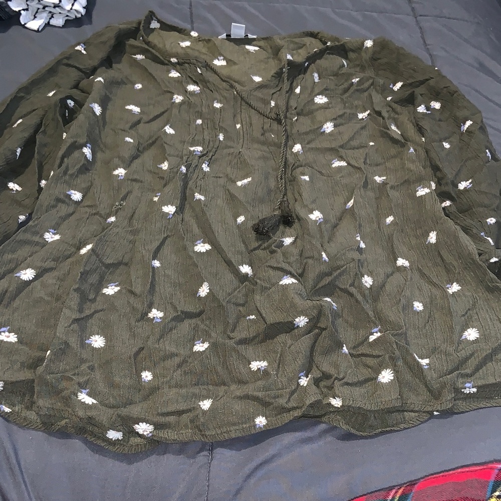Sonoma Olive Green Floral Boho Top